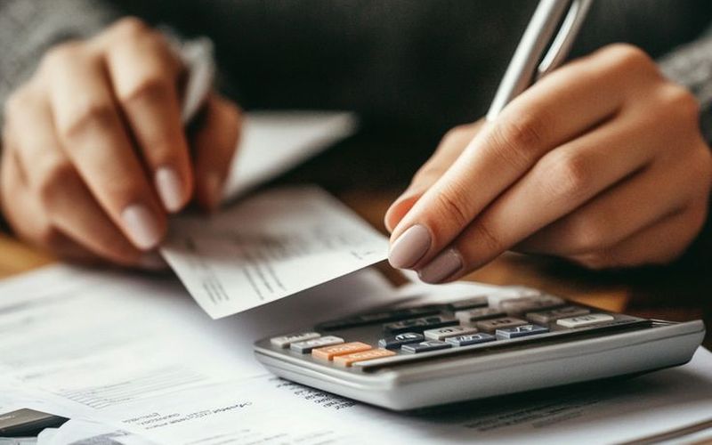 Planning a budget with Lending Buddy guides
